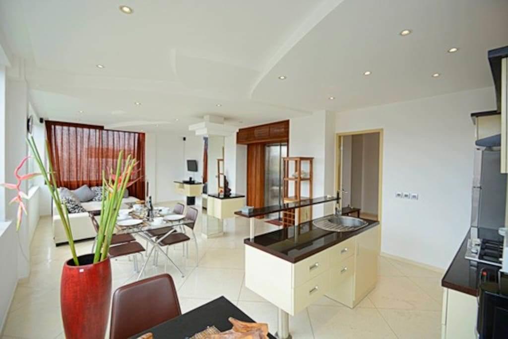 Flora Apartment Bali Seminyak  Bagian luar foto